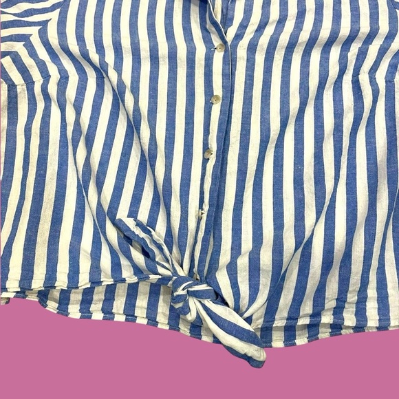 Ava & Viv Crop Tie Linen Blouse - Picture 3 of 3